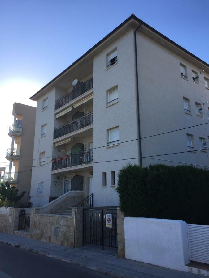 Chez Ana Apartment Комаруга Екстериор снимка